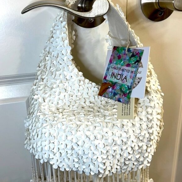 Viral Beaded Bag Made in India White Floral NWT - Picture 2 of 6